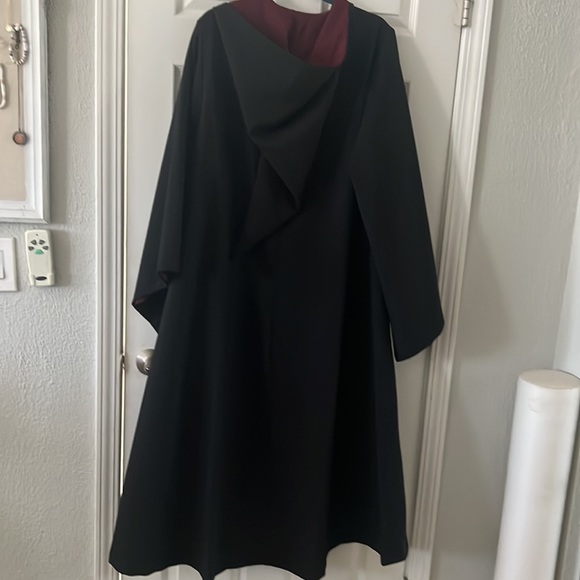 Harry Potter men’s small Gryffindor robe from universal studios - Picture 12 of 12